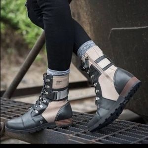 Sorel major Carly boots. Size 8.5
